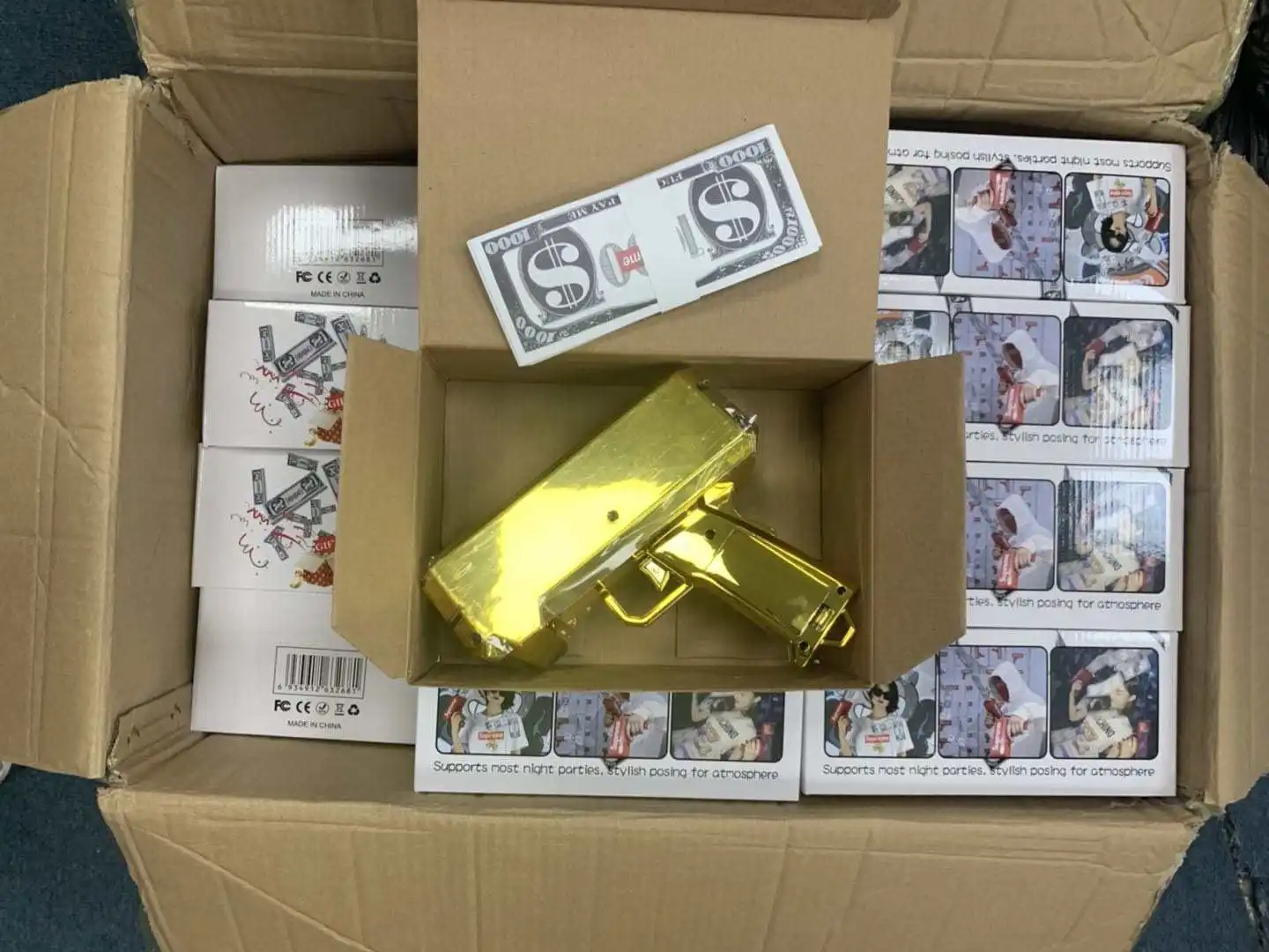  Заводской поставщик игрушечные пистолеты индивидуальный металлический золотой денежный пистолет хромированный пистолет-распылитель для денег пушка наличных с