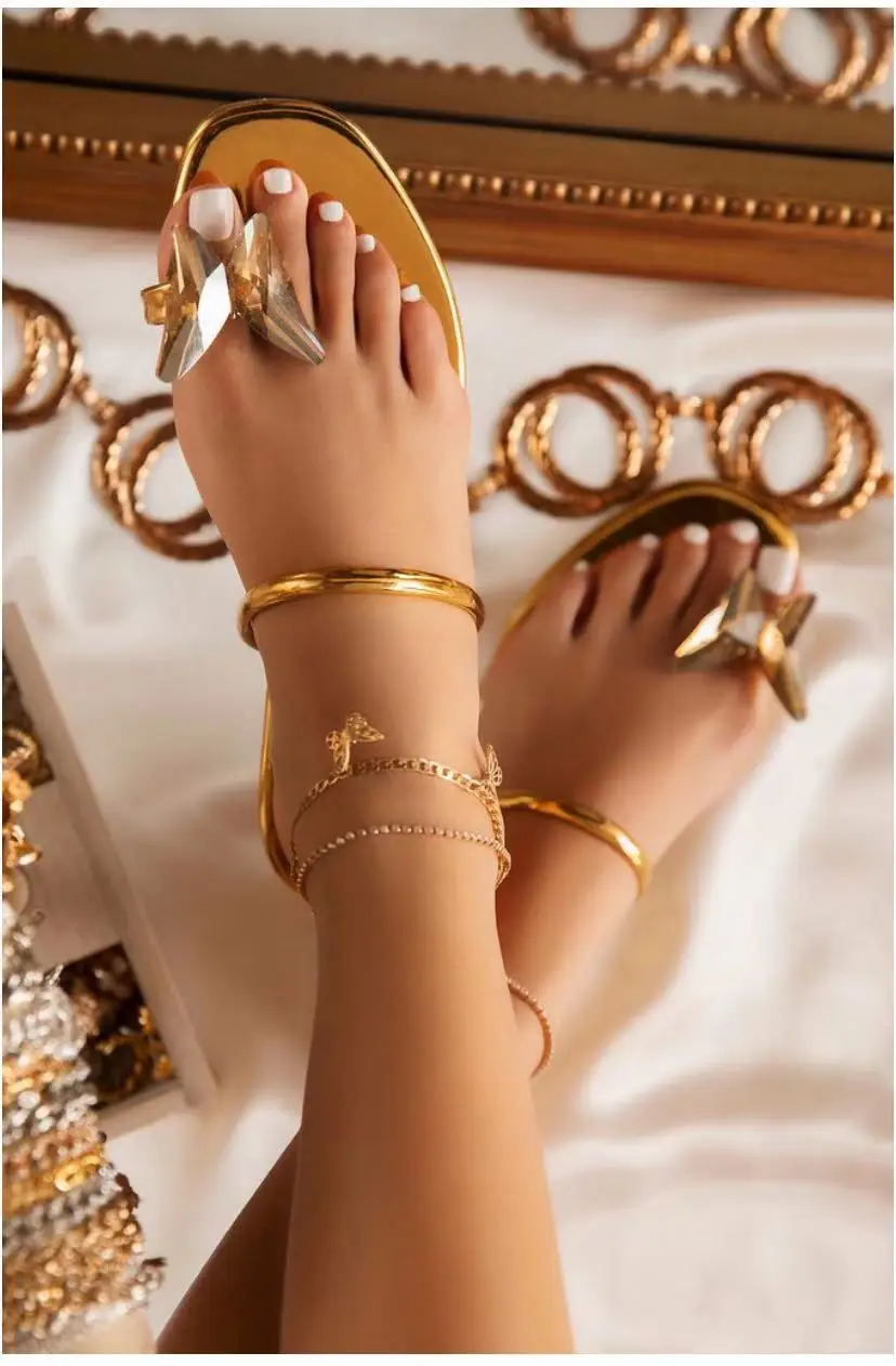 
2021 new design women rhinestones flat summer butterfly sandals diamond women flat sandals black 