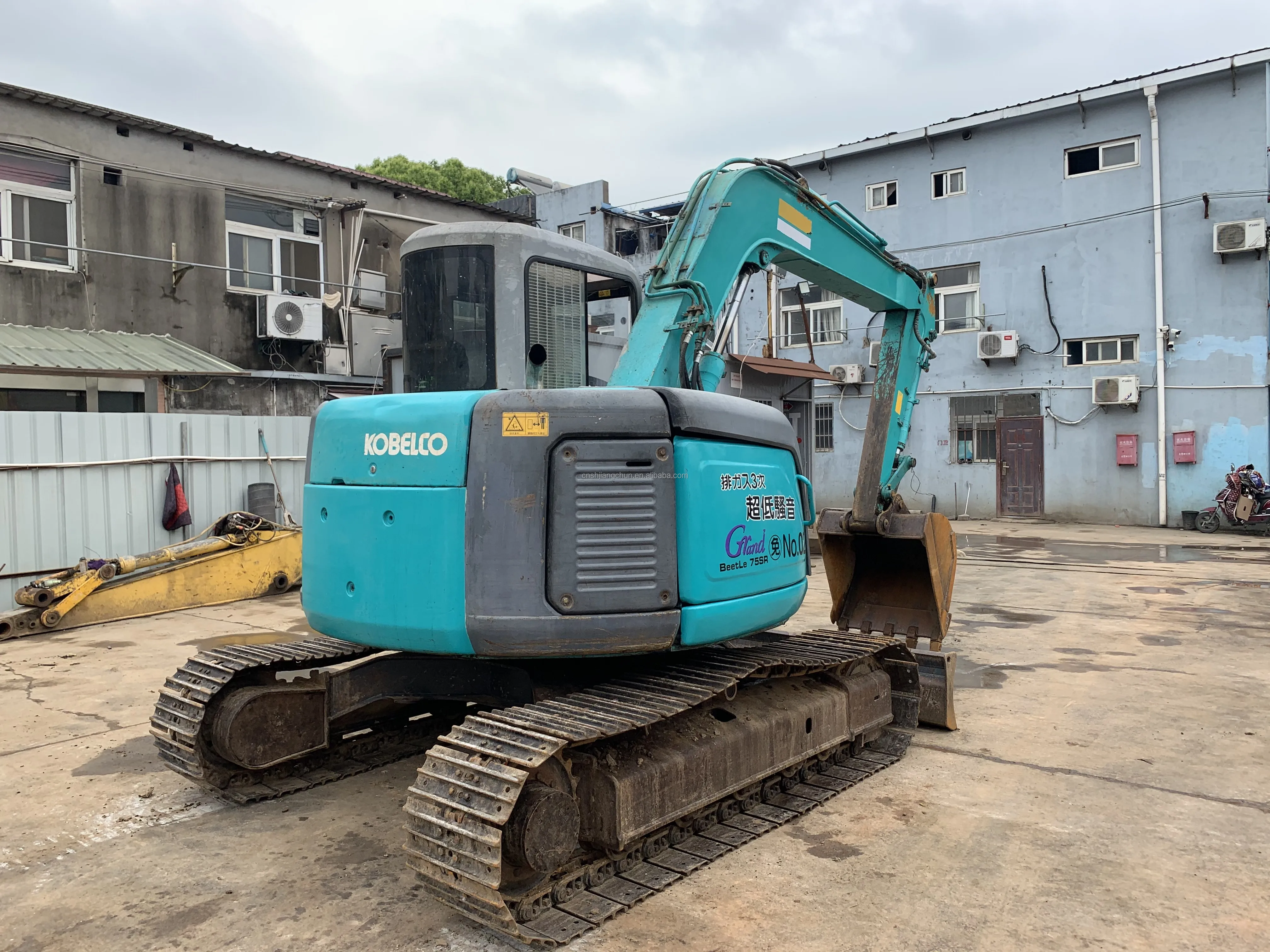 Good Condition Used Excavator Sk75-8 With Original Parts Cheap Japan Original Kobelco brand  sk75 sk75-8 sk75-sr on sale