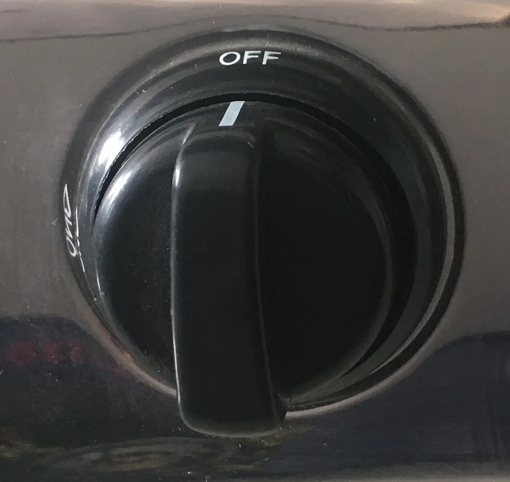 
Home Table Stainless Steel Panel Cast iron burner 3 Burners Gas Cooktop with Cover 