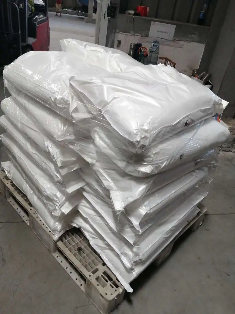 Factory supply  Bottle Grade PET Chips CAS 25038-59-9 Polyethylene Terephthalate PET Chips