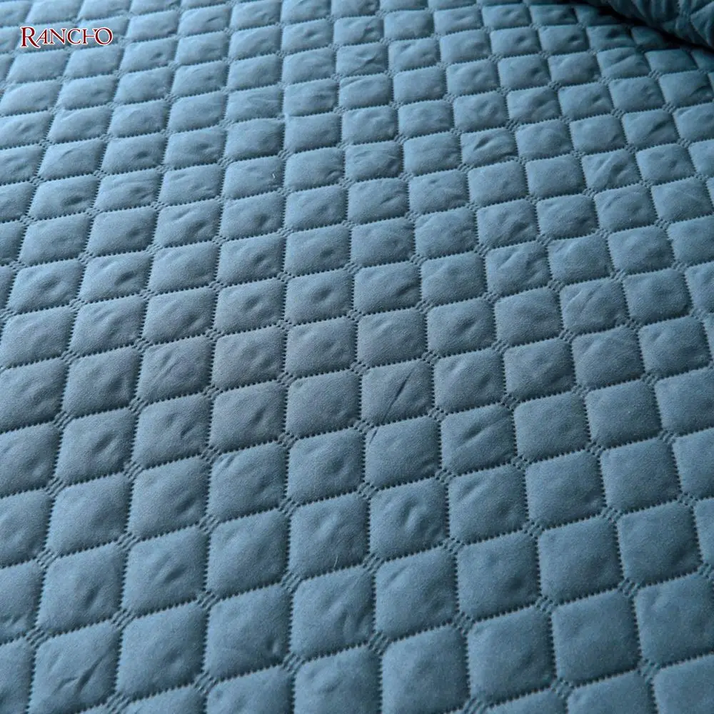 Factory custom wholesale good quality luxury design thick warm bedspread quilt set