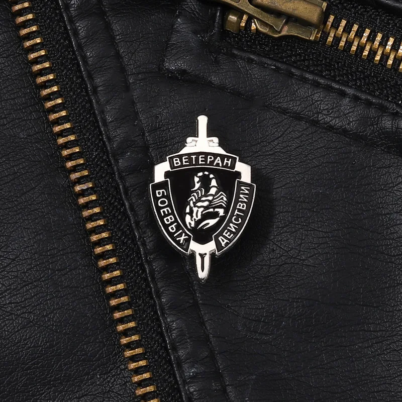Metal Insect Lapel Pins Punk Black Scorpion Enamel Pin Personalized Clothes Bag Accessories Pins Badges