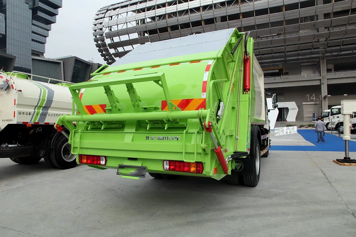 Популярный компрессионный мусоровоз ETX 210 HP 4x2
