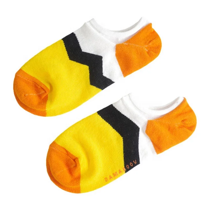 XIANGHUI Beautiful life series hip hop wave point striped camouflage boat socks