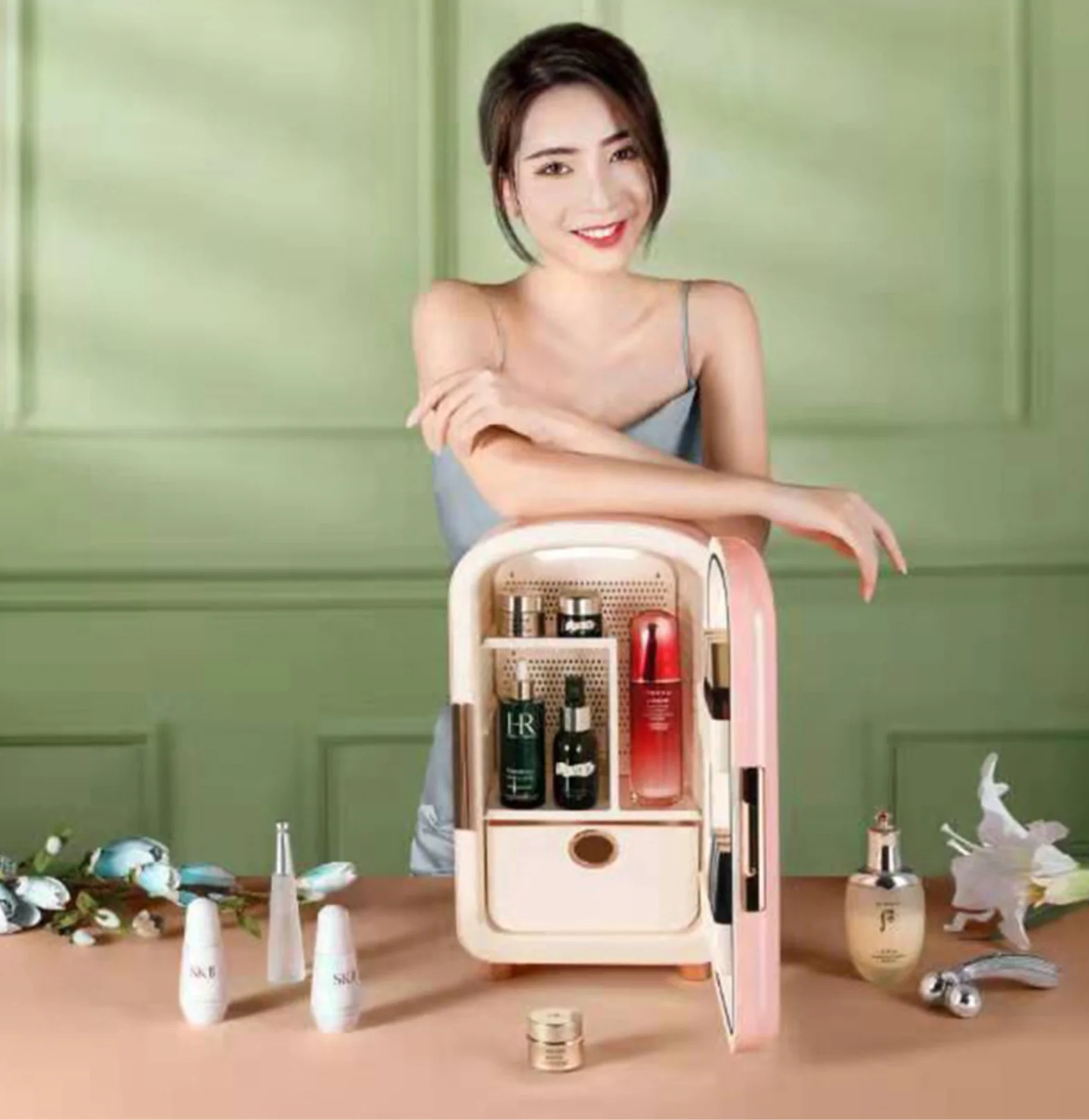 cosmetic fridge\nskincare fridge\nmini refrigerator fridge