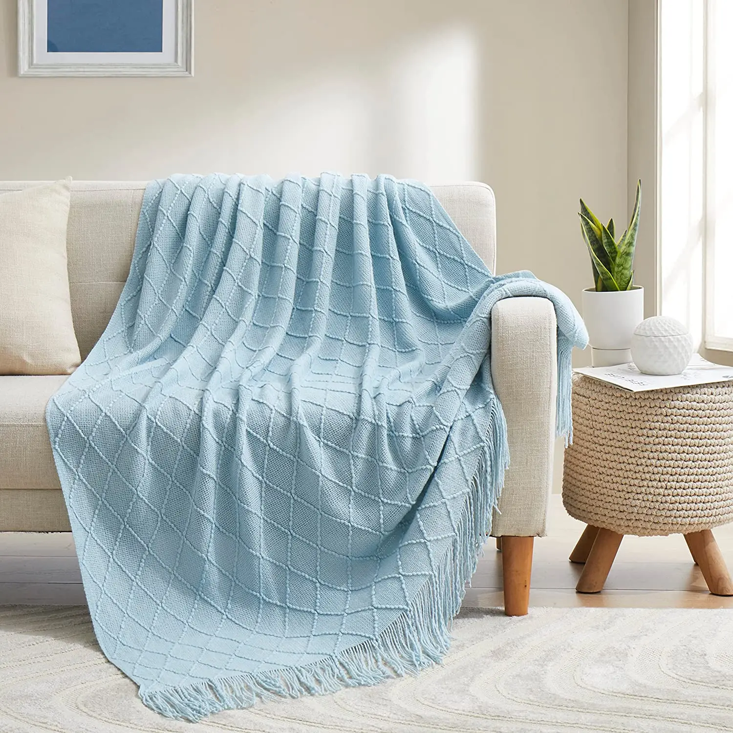 Acrylic Knitted Throw Blanket, Lightweight and Soft Cozy Decorative Woven Blanket with Tassels for Couch, Bed, Sofa,