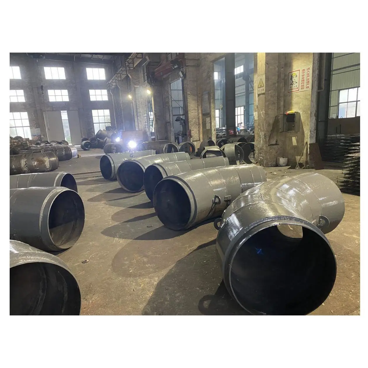 Manufactory Direct sales long life Wear Resistant sand casting Hard-Wearing bimetal Compound alloy Elbow for Thermal Power plant