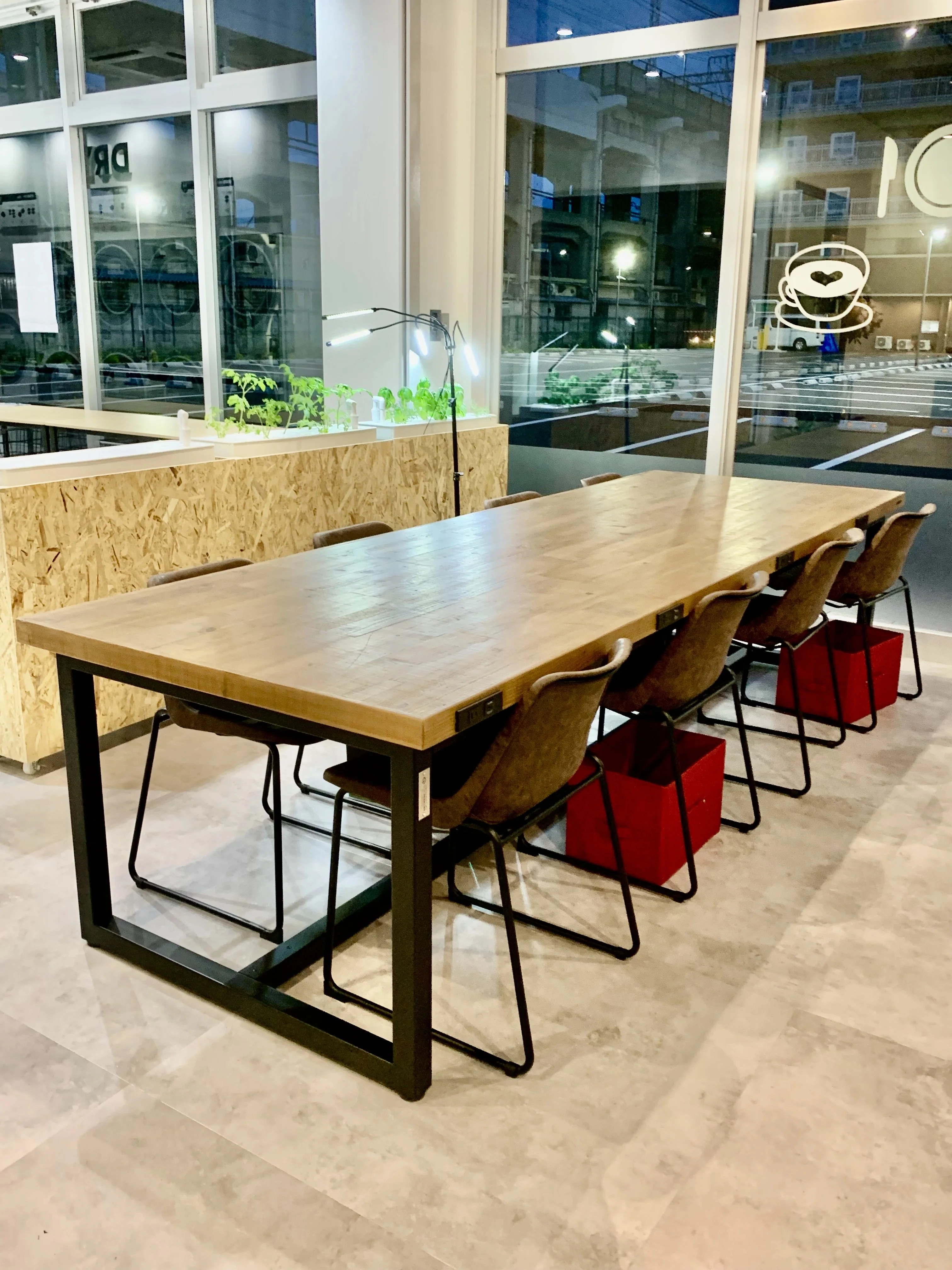 Wooden Recycling Solid Round Restaurant Panel Recycle Timber Desk Square Custom Made Table Top Modern Wood Recycled Furniture