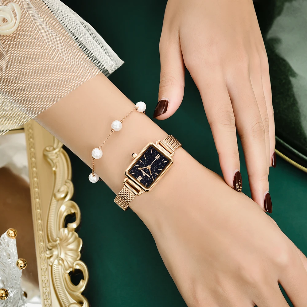 Little green table square plate ladies waterproof restoring ancient ways quartz watch with malachite green female skin
