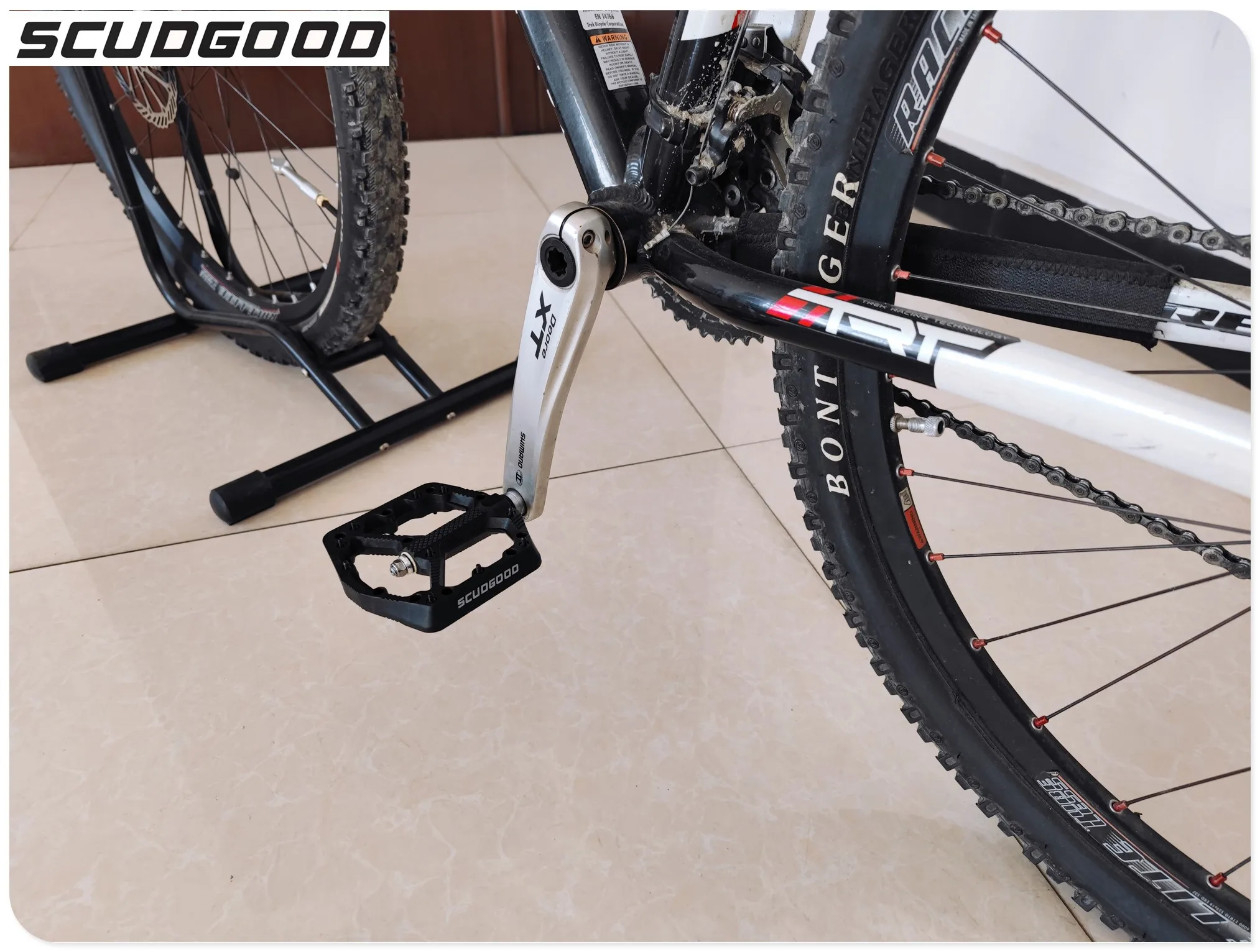 high strength new model non slip plastic nylon bicycle pedals for BMX MTB bike