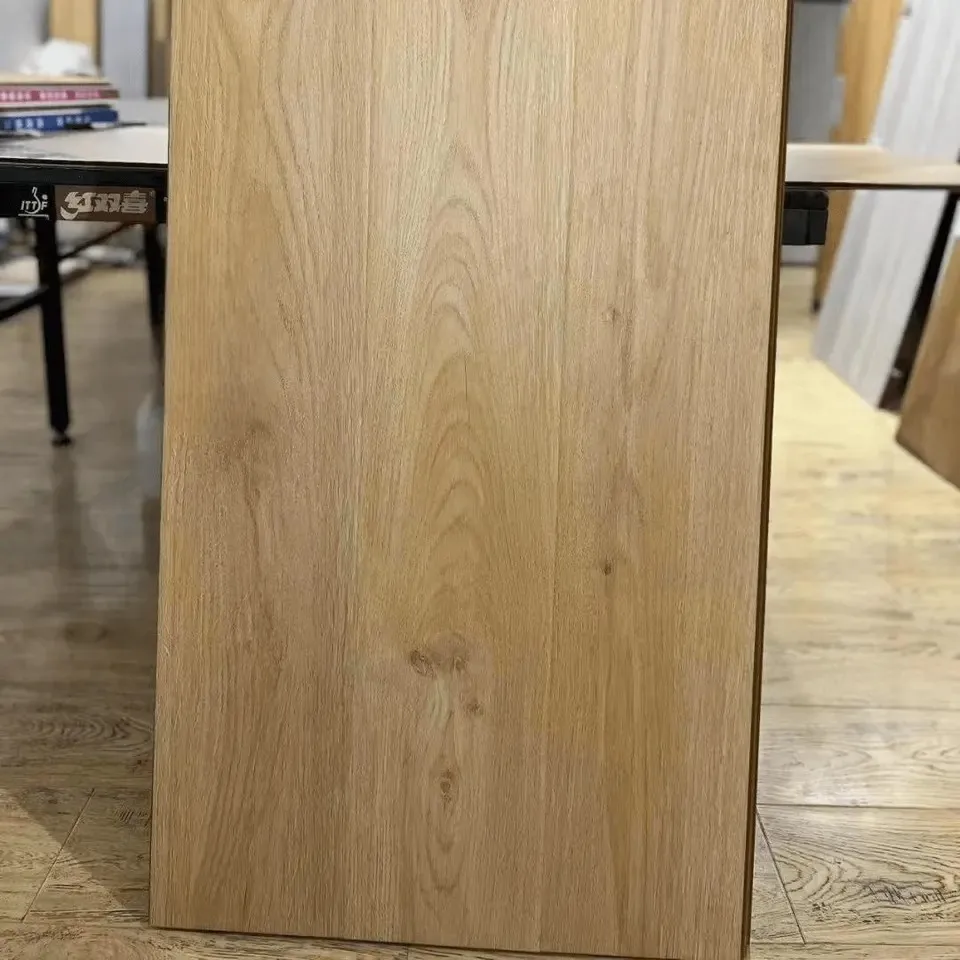 8mm to 12mm Indoor Hdf Laminate Flooring Smooth AC5 Brown laminate flooring