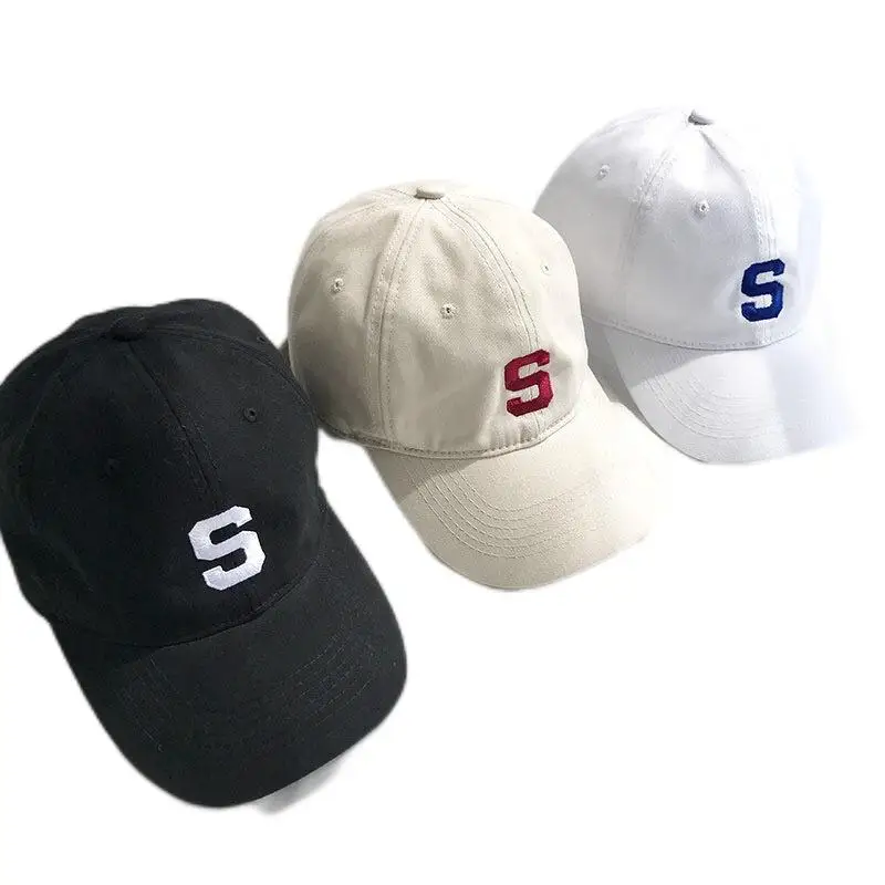 New  Fashion Korean Edition Cap Black And White Personality Baseball Cap For Male And Female Couples