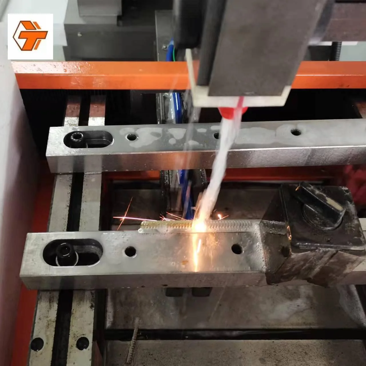 DK7745 Economical 5 Axis fast dk77 cnc Wire cutting edm machine for Metal