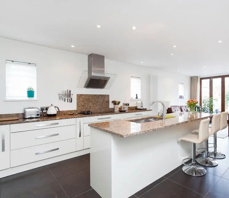 American modern kitchen furniture manufacturer kitchen cabinets sets designs with stone quartz countertop and sink