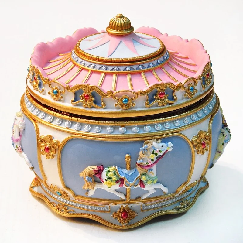 Hot sale musical carousel box colorful christmas resin musicbox
