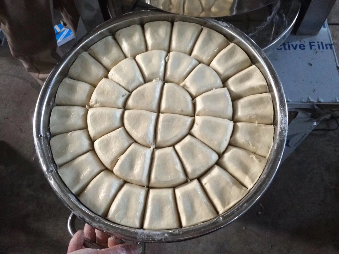 High Quality 30g - 180g Table Top Bread Dough Divider Bakery Mini Dough Divider Manual Dough Divider