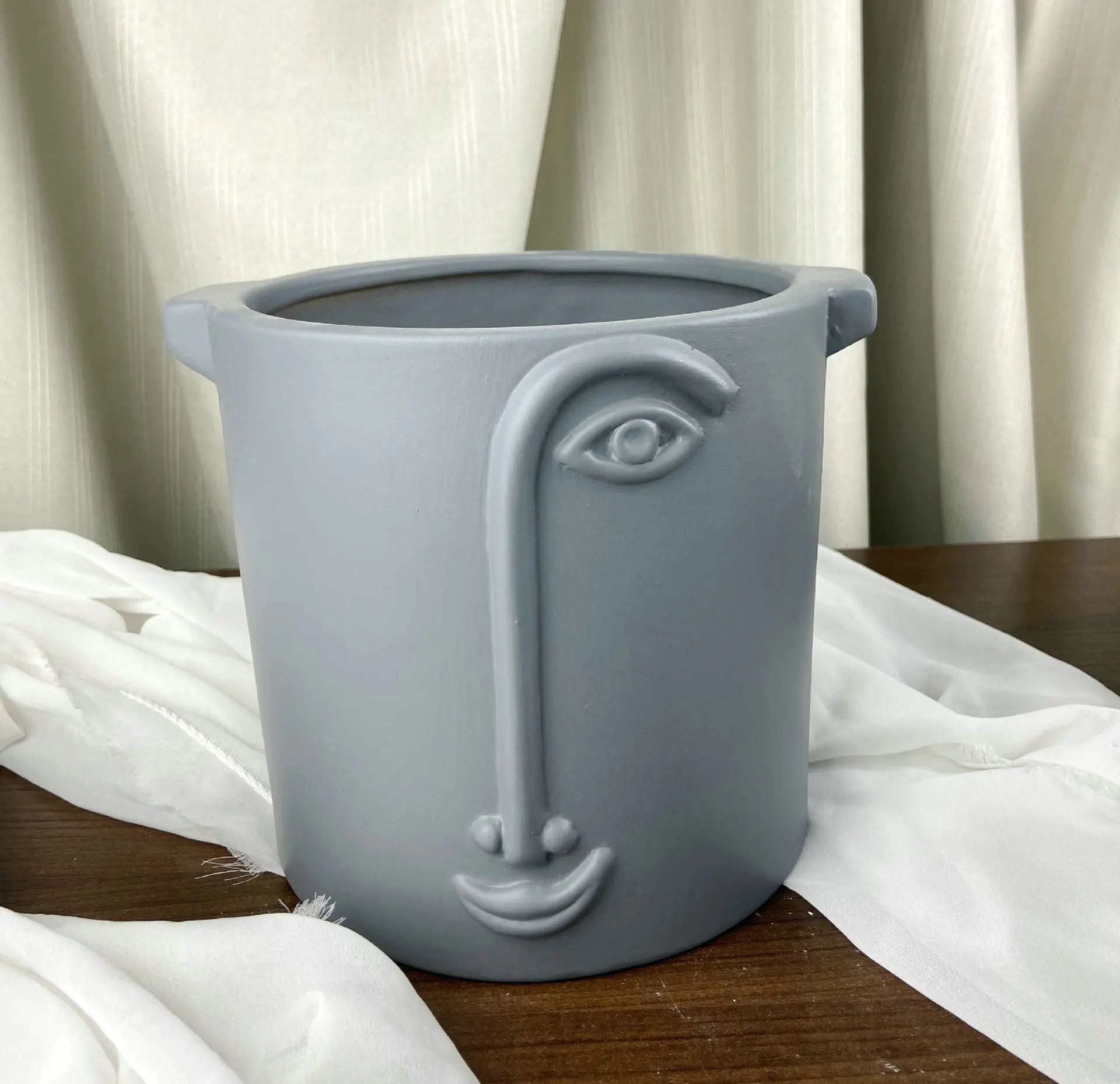 New product abstract face Nordic Amazon face flowerpot large mouth garden decoration ceramic large flowerpot