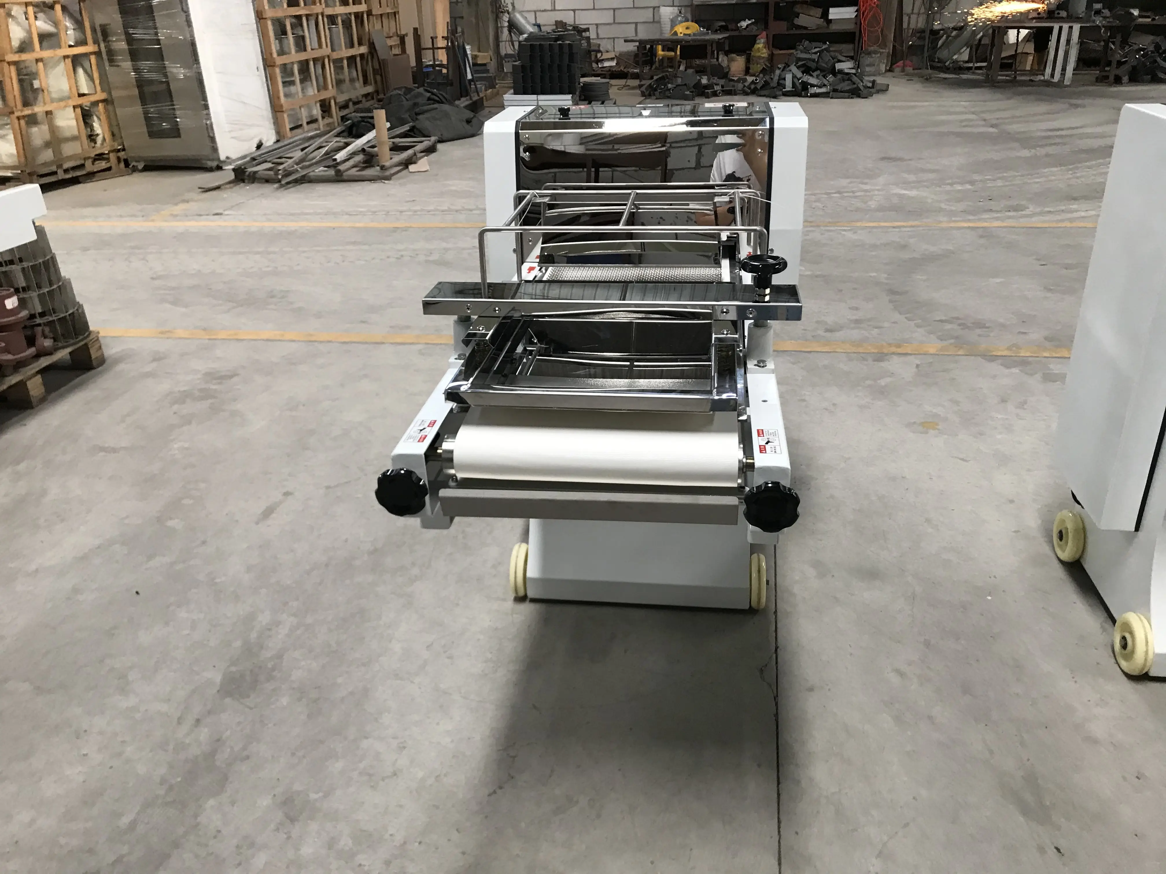 bread molding machine divider french bread baguette dough moulder