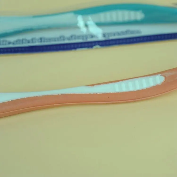 0.06 Dollar Model AL-ZL011 Good Quality Clean Full Head Cheap Toothbrush Hard Toothbrush