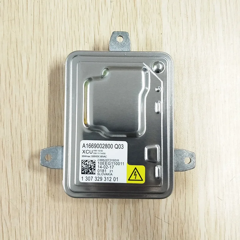 Suitable for BMW X3F25 X5 E92 E93 E83 1 series 130732926301 headlight ballast fire bull