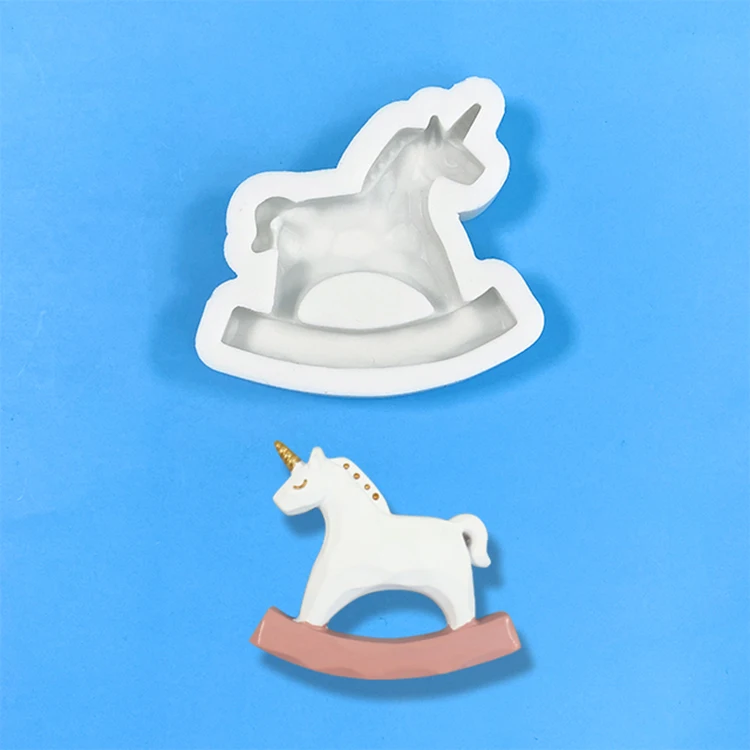 Wooden Horse Wholesale homemade chocolate food-grade mold silicone 3d custom chocolate candy mold