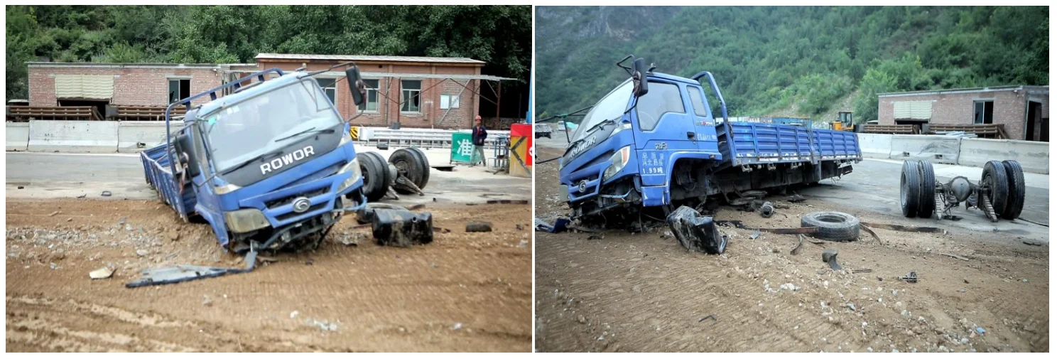 Automatic rising bollards.png