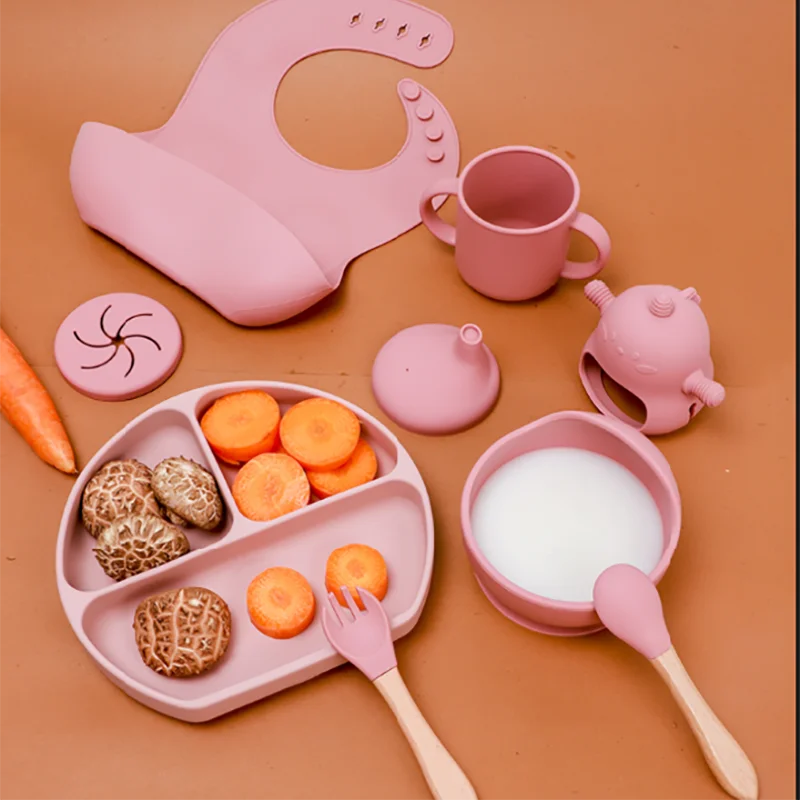 8Pcs Food Grade Baby Silicone Feeding  Products Waterproof Bpa Free Divider Kids Feeding Plate Bowl Set With Spoon Fork
