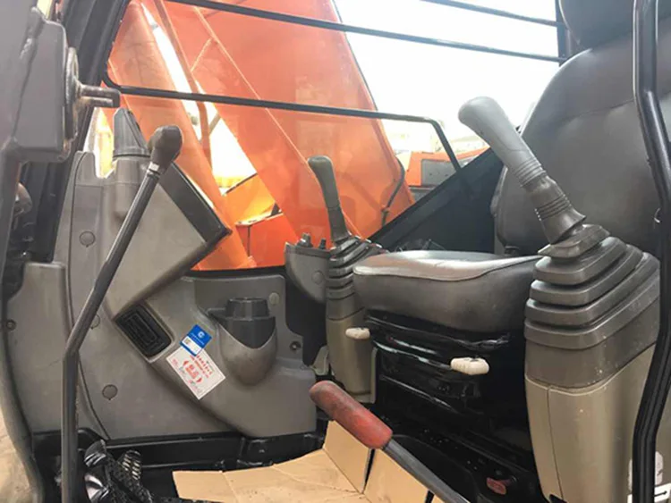 Used excavator used Hitachi ZX135 Excavator Premium Heavy Equipment Used Digger Original Paint Hitachi Zaxis135