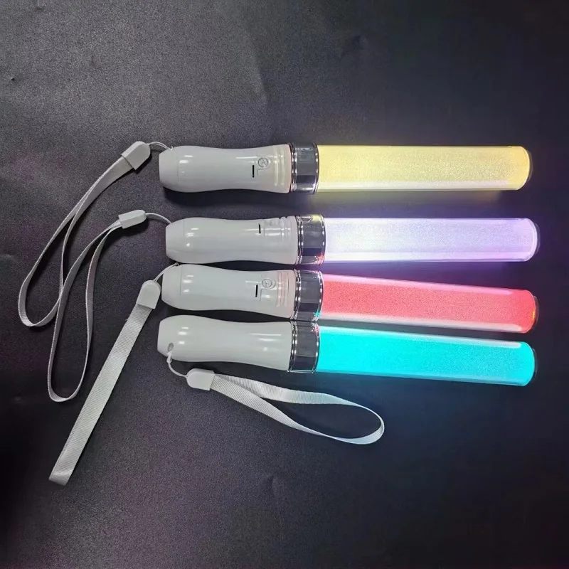Novelties 2024 High Quality Colorful Luminous Glow Sticks Led Light Up Glow Wands for Concert Party Favor