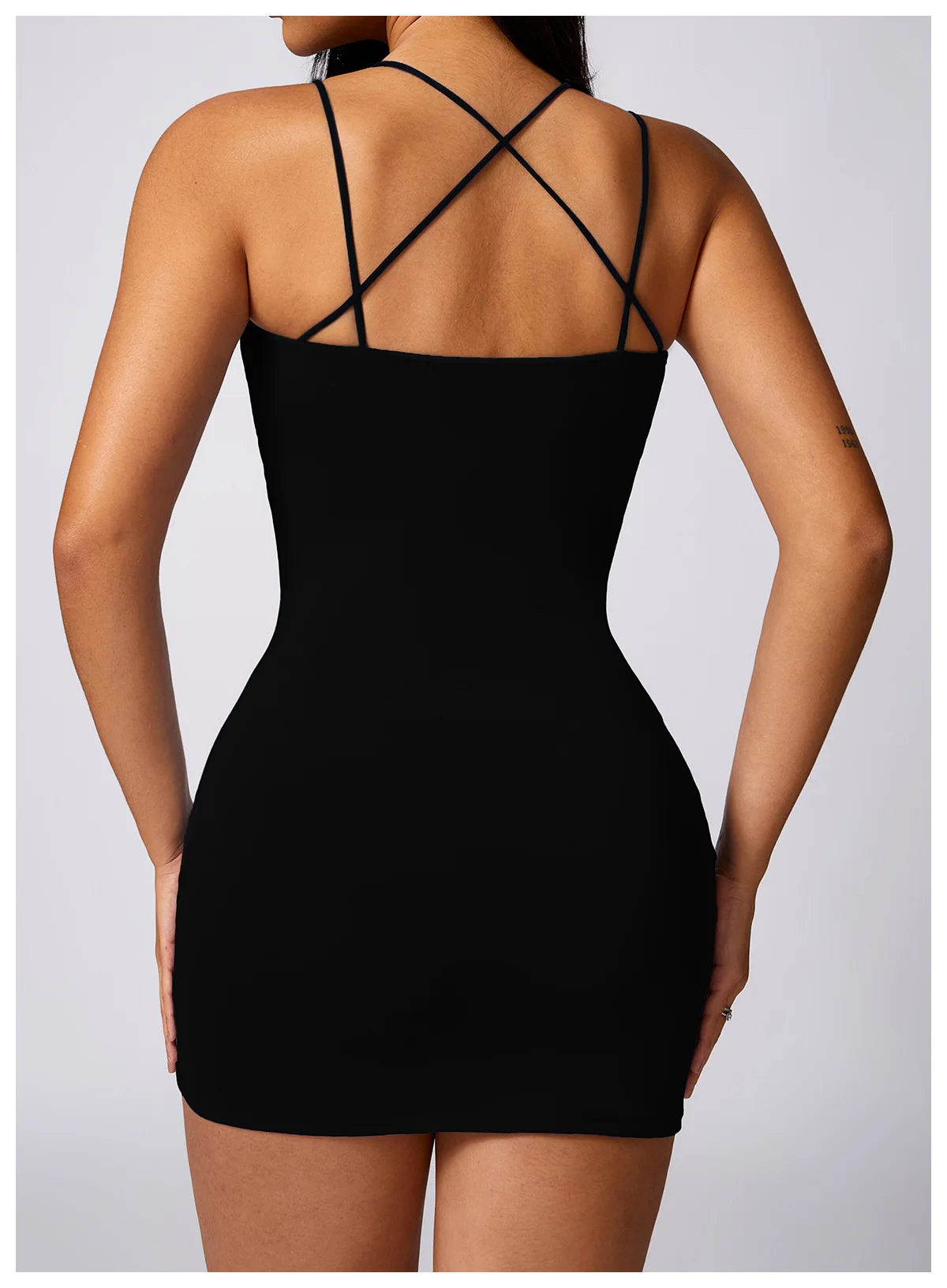 Direct Factory Sale Sexy Slimming Casual Dress with Cross Shoulder Strap Backless Halter Design Daily Leisure Seaside Vacations