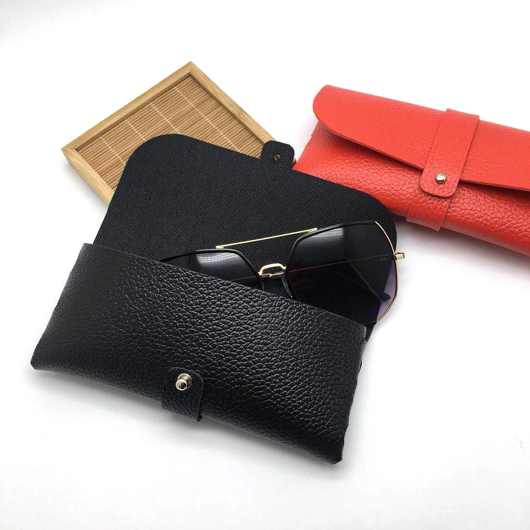 2023 New Glasses Bag Customized logo Eyewear Box Sunglasses Pouch Pvc Fake