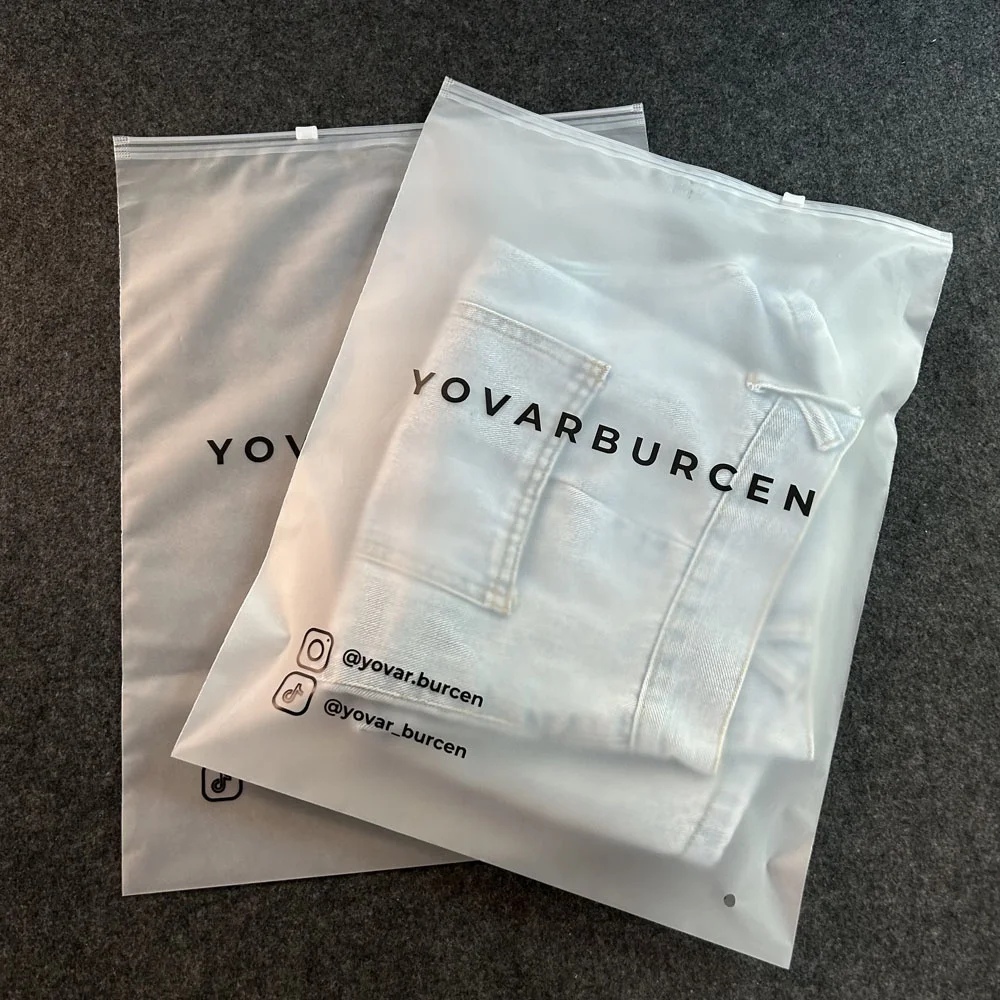 Custom zipper bags matte Frosted packaging bag Eva transparent pouch Zip lock Bag Plastic for clothing