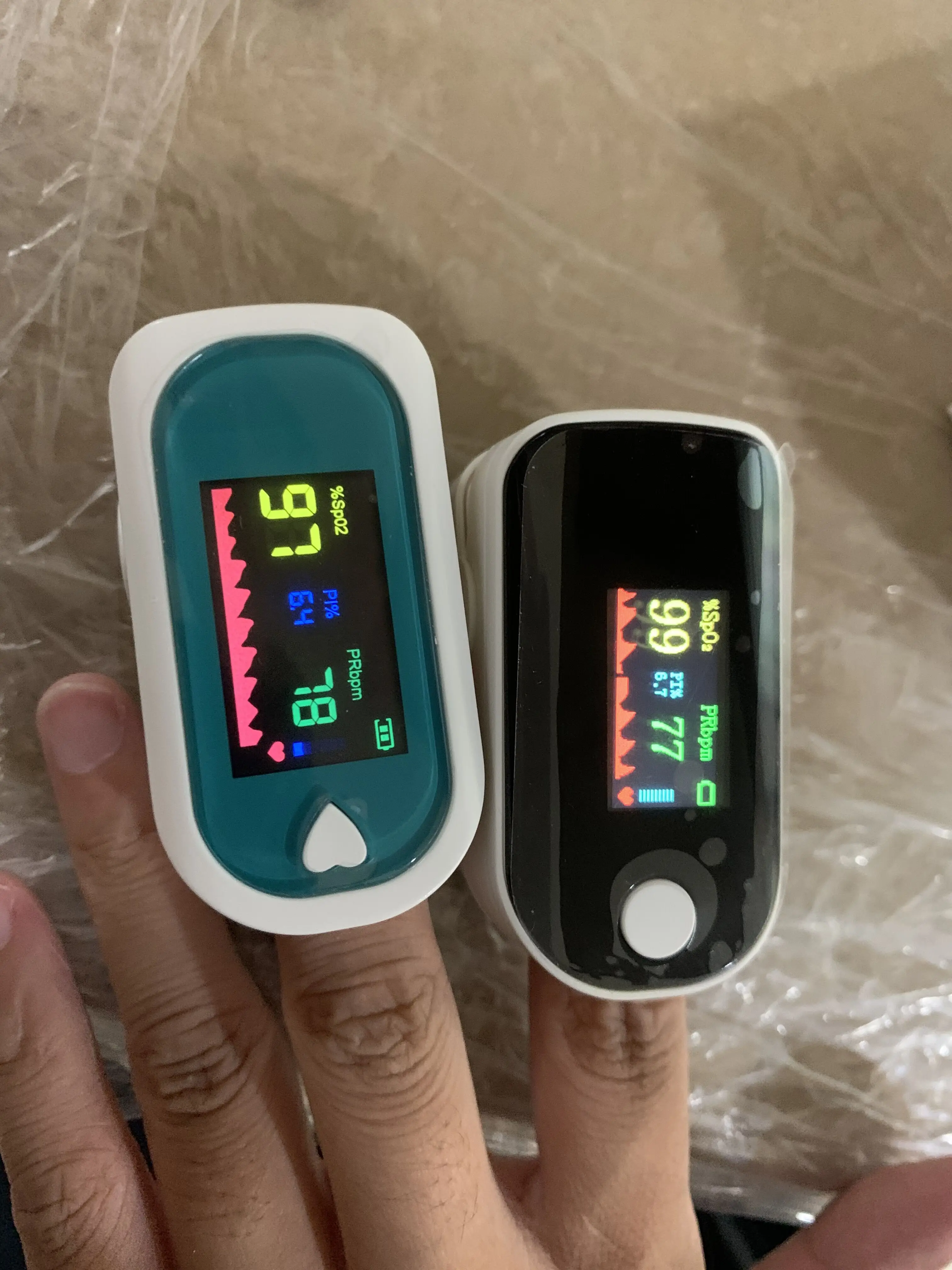 
Factory wholesale pulse oxymeter blood oxygen meter measurements oximeto fingertip pulse finger oxymeter Oximetro ossimetro 