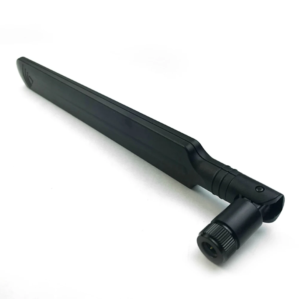 Factory wholesale 5dBi  External  Rubber Stubby SMA Plug 4G LTE Antenna