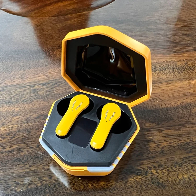 Wholesale low price science and technology Large capacity charging box Sense Wireless earphone