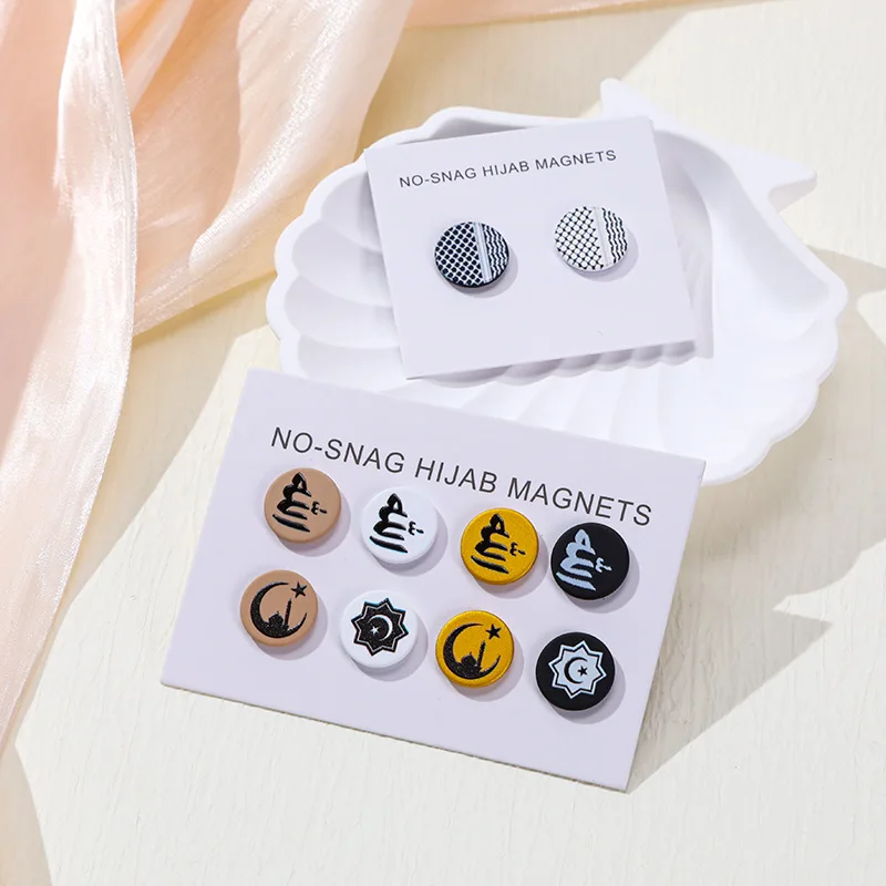 Wholesale Magnets No-snage Pins Brooches With Printed Pattern Women Scarf Muslim Shawl Accessories Crystal Hijab Prayer Pins