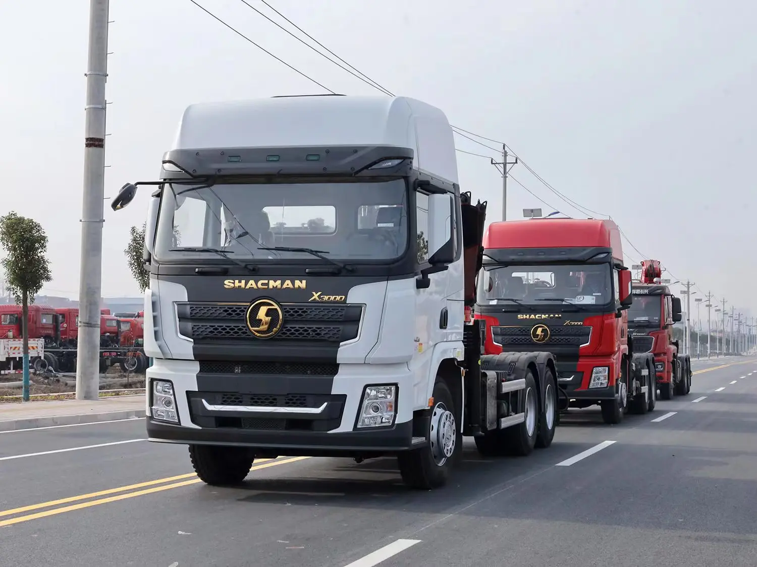 HOT sale Shacman Low Price Full Drive 12ton 14ton 16ton 20ton Crane Mounted Tractor Head Truck