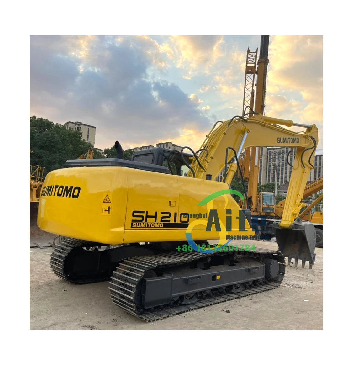 Used SUMITOM O SH210 excavator japan original hydraulic 20 ton excavator on sell