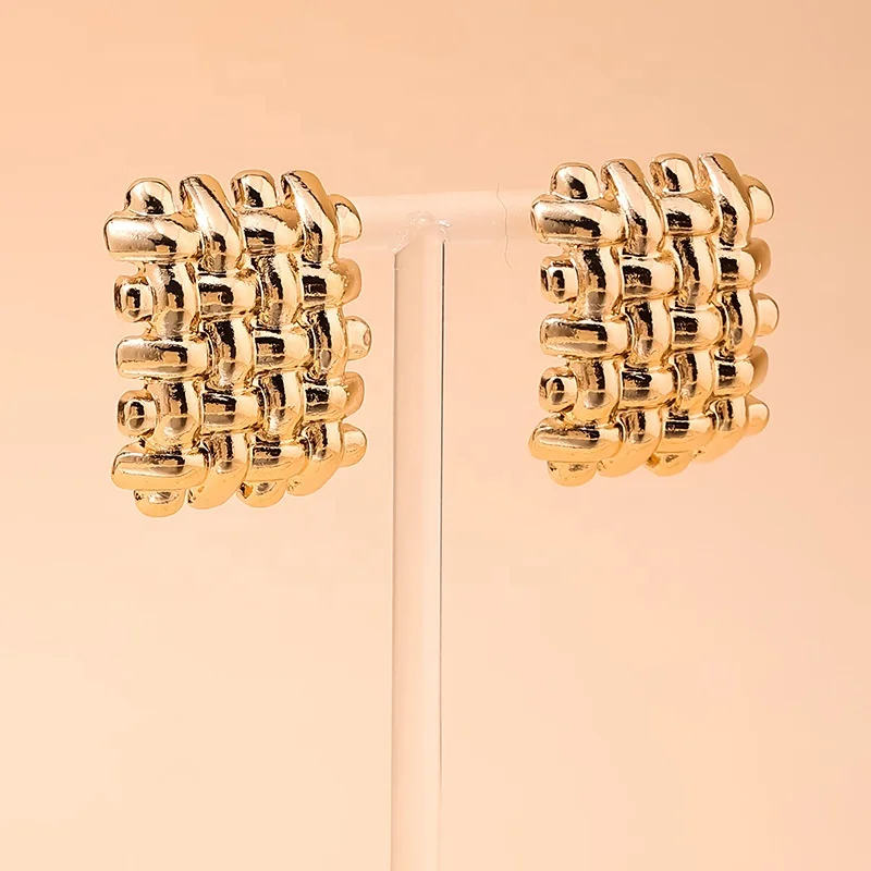 Vintage Alloy Geometric Mesh Stud Earrings Golden Woven Square Stud Earrings for Women Birthday Party Prom Jewelry Gift