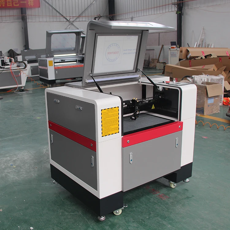 2024 40w Mini grabadora laser/ Maquina de grabado laser