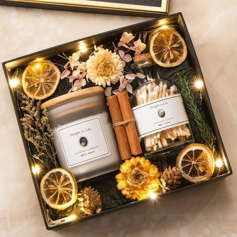 Luxury Private Label Scented Candles Gift Set, Soy Wax Candle Luxury Scented Candle Match Luxury Gift glass bottle matches