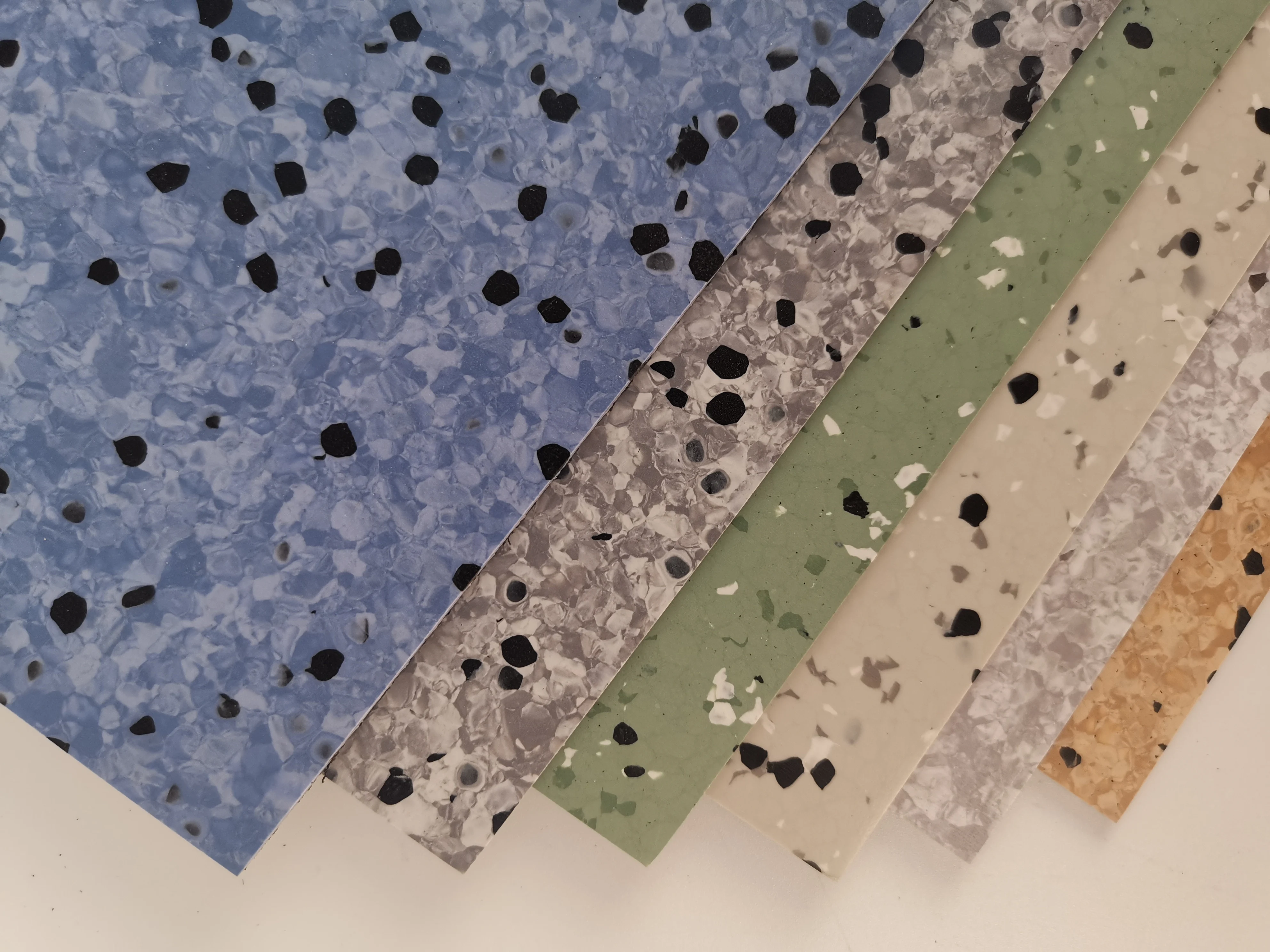 Anti-Static Anti Slip Flooring Vinyl PVC Homogeneous Heterogeneous Roll Rolling Flooring From Direct Supplier