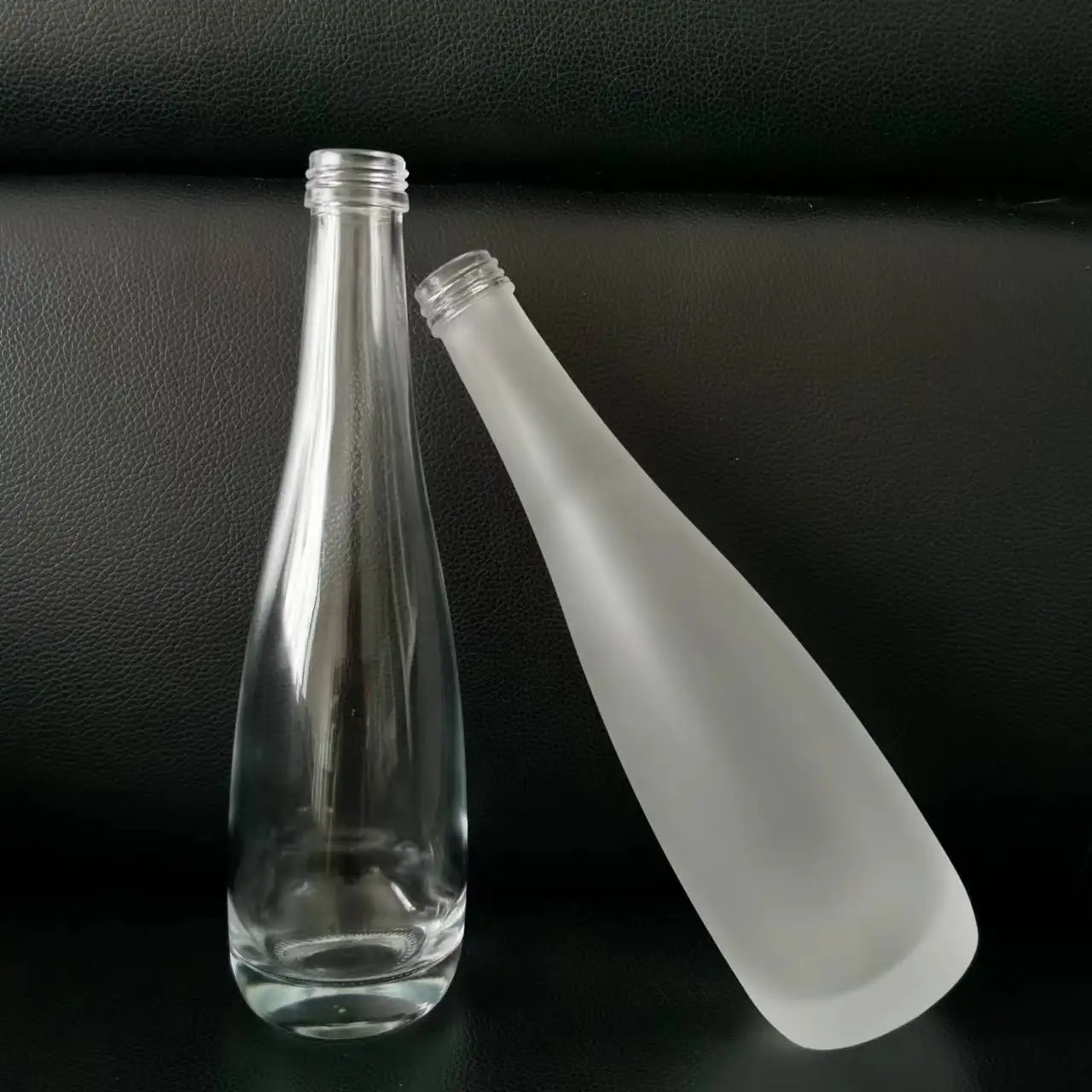Best-selling 330ml 500ml 750ml Glass Mineral water bottle Soda Beverage Drinking mineral water glass bottle glass water bottle