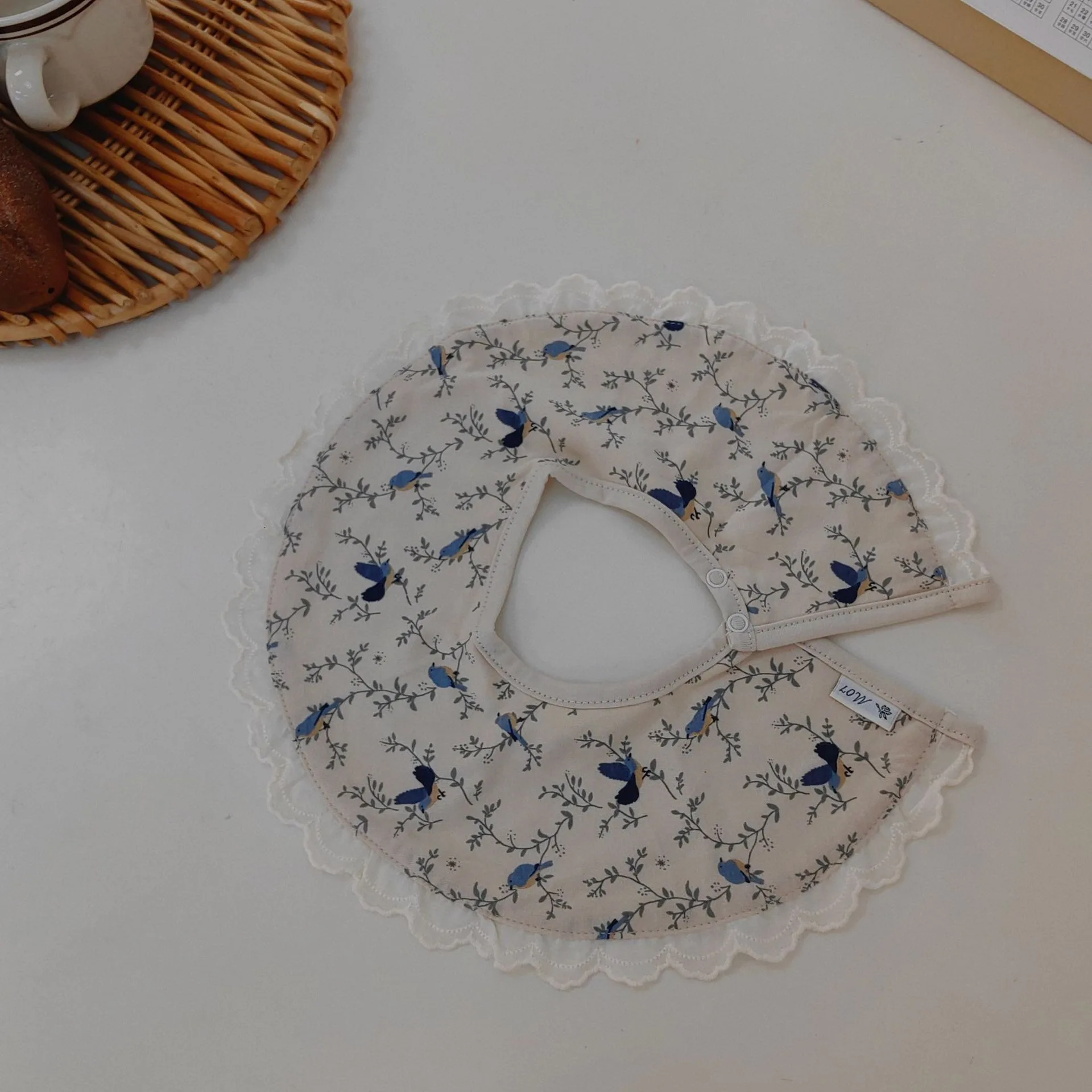 MU INS Korean version new baby saliva towel petal 360 degree rotatable baby bib pure cotton bib for mother and baby products