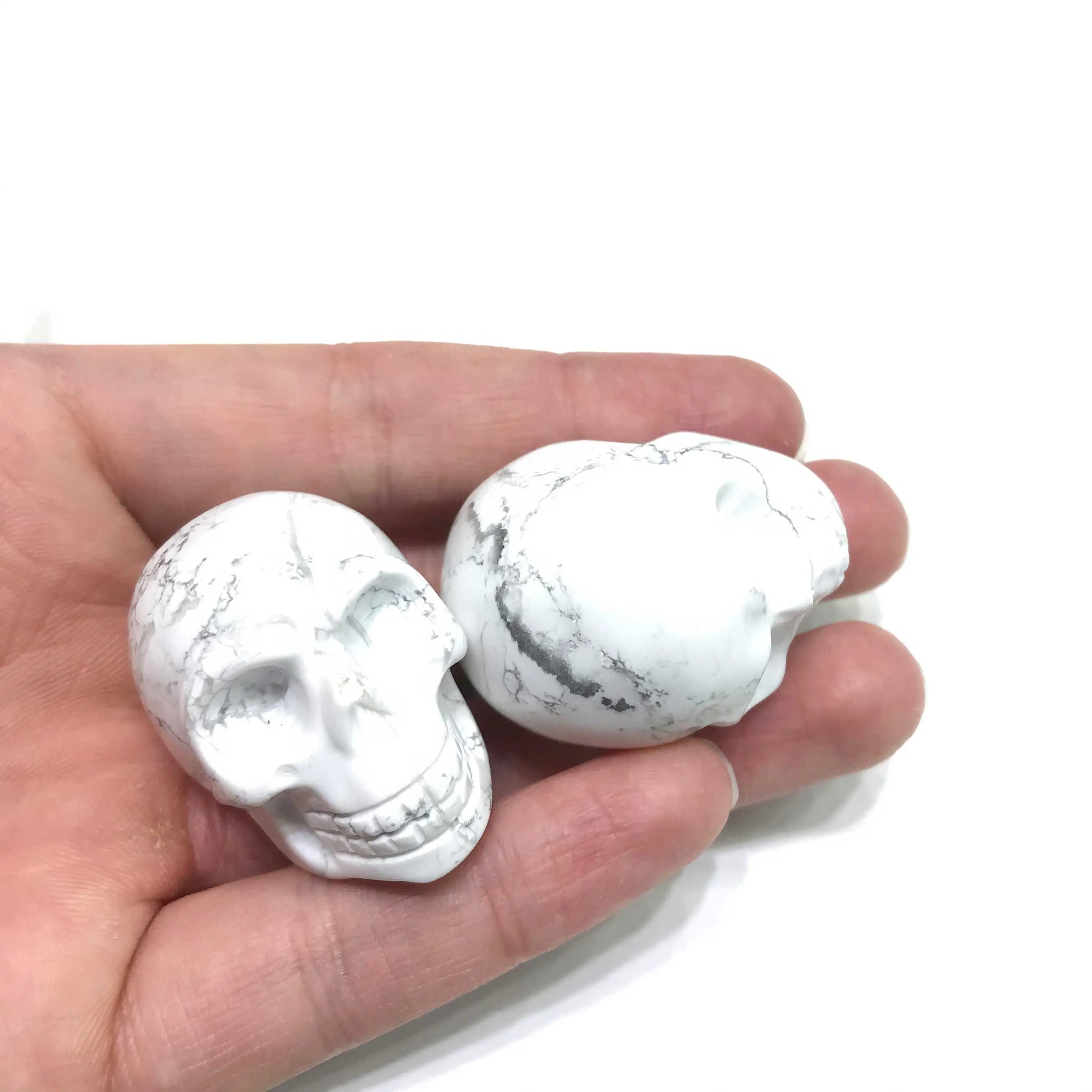 
New Natural High Quality Different Materials White Howlite Crystal Skulls For Home Decoration Sale 