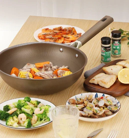 Titanium Non-Stick Pan Uncoated Stainless Steel Wok Household Cookware with Durable Titanium Coating