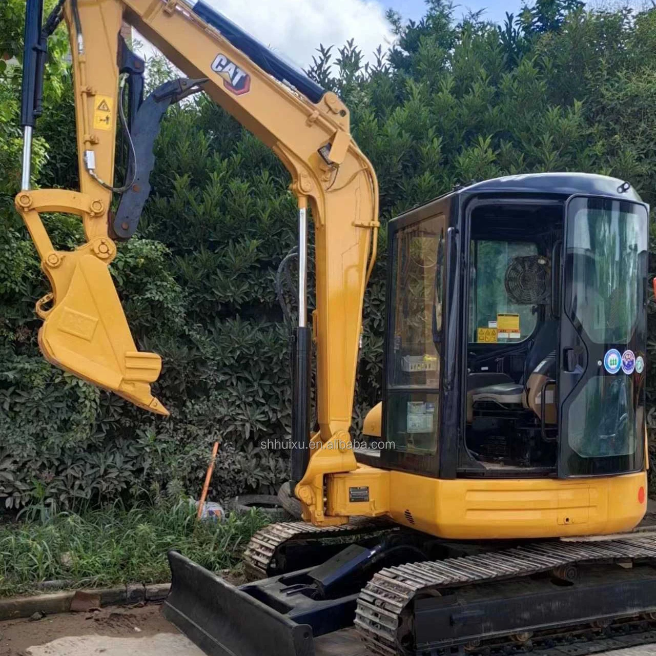 used walking excavator  CAT303 with driving cab  second hand digger mini excavators for sale used mini excavator sales