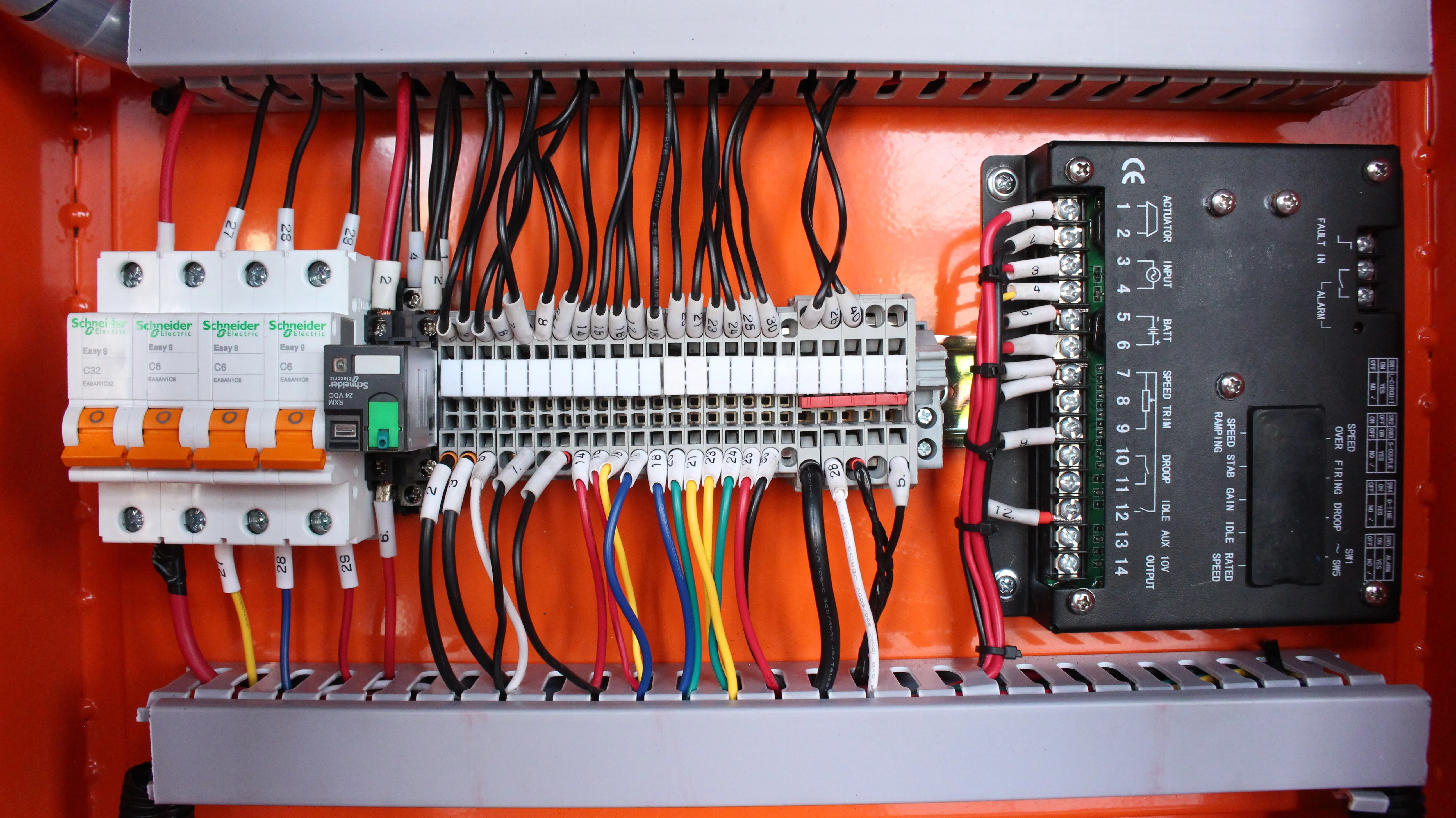 300kw Natural gas generator with original cummins QSK19 gas engine