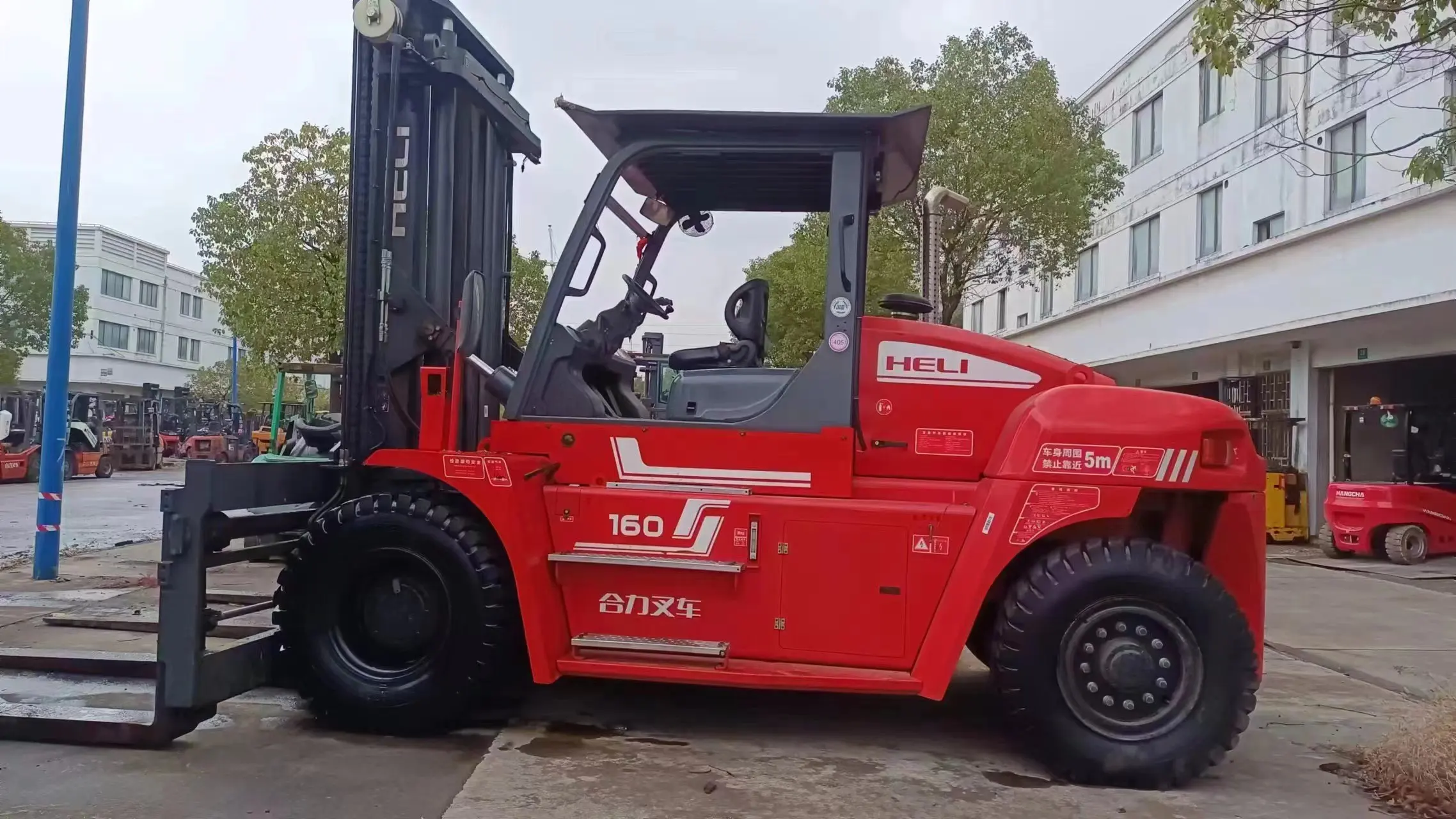 Original Used Excavator Machine Heli Forklift 16Ton Trucks Used Backhoe Road Roller Excavator Low Price Excavator Machine